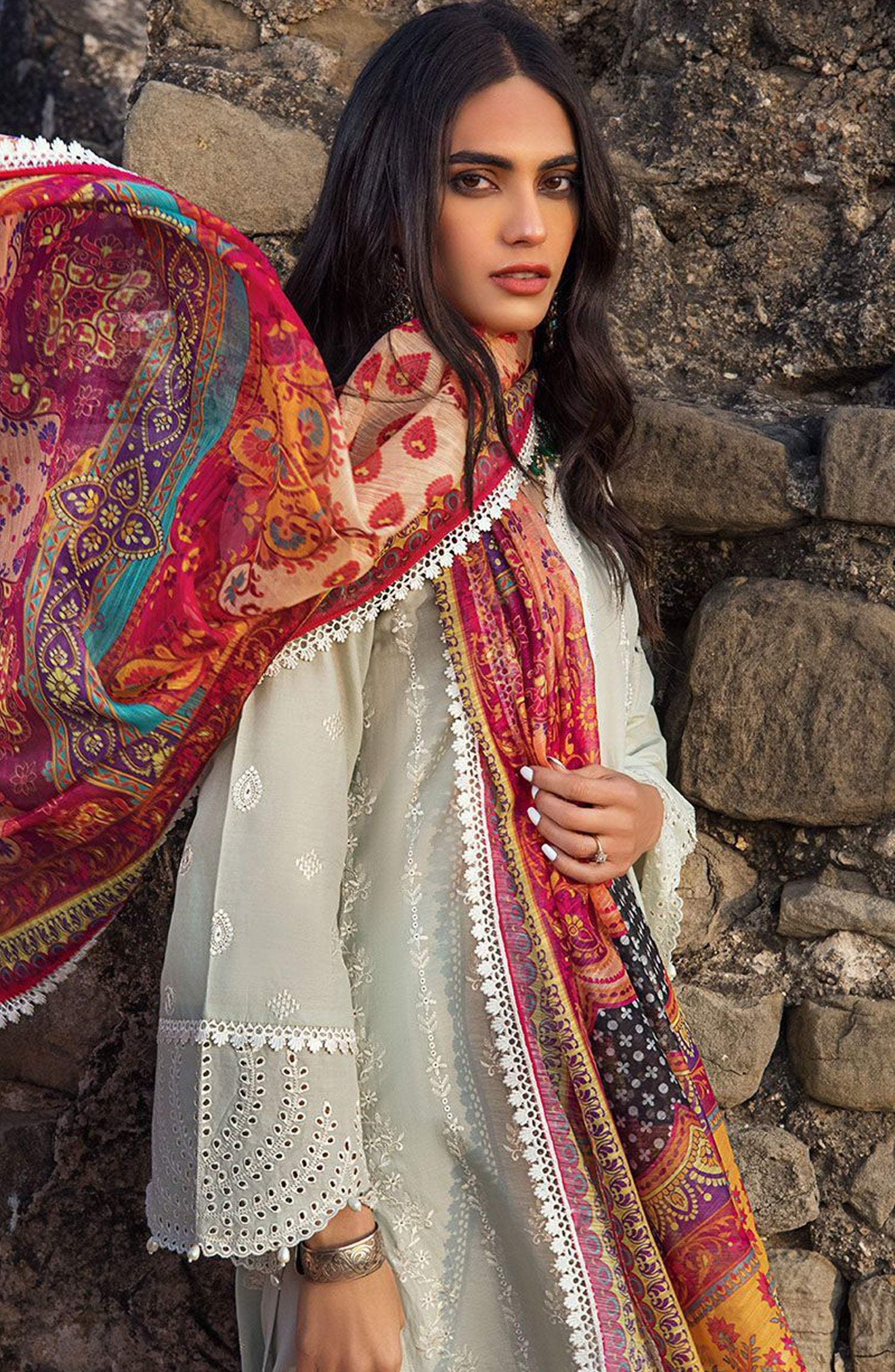 *ZAINAB CHOTTANI LUXURY LAWN *