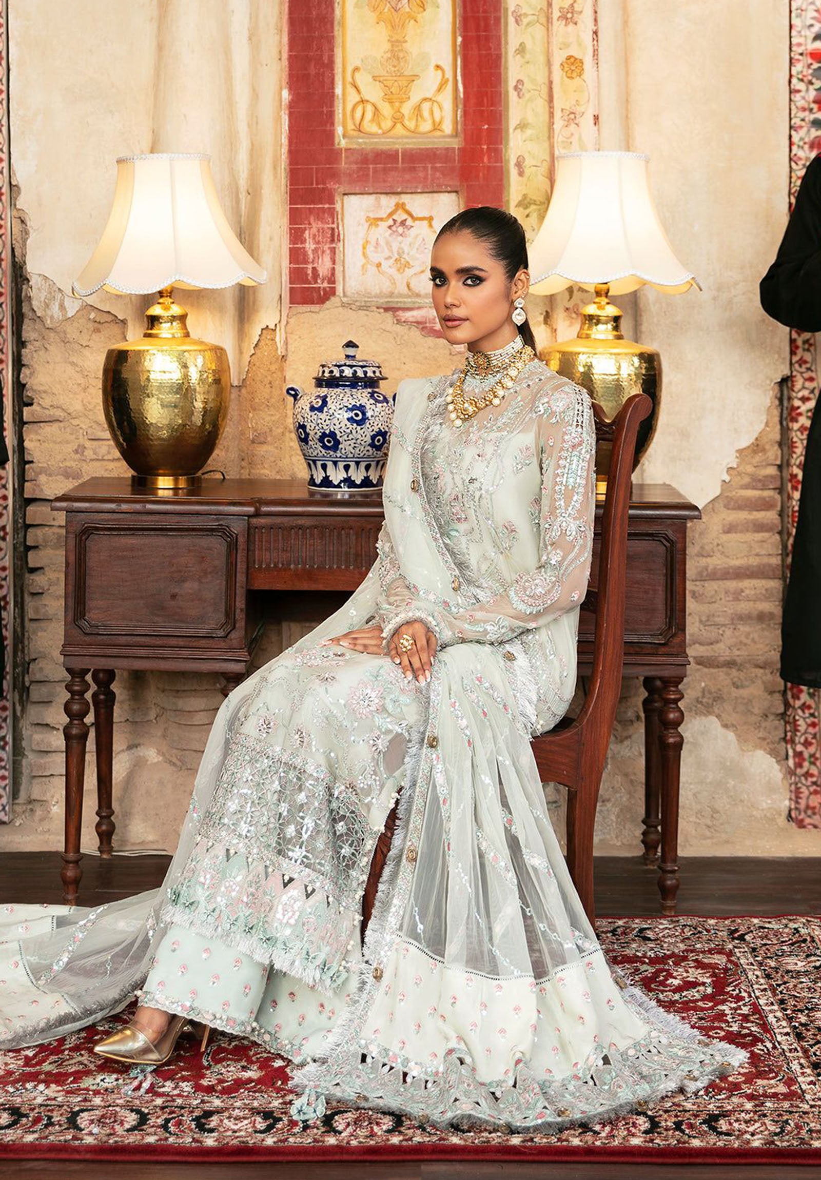 AFROZEH FABRIC ORGANZA Suit With SATIN SILK Trouser 
WORK THREAD & SEQUENCE 
