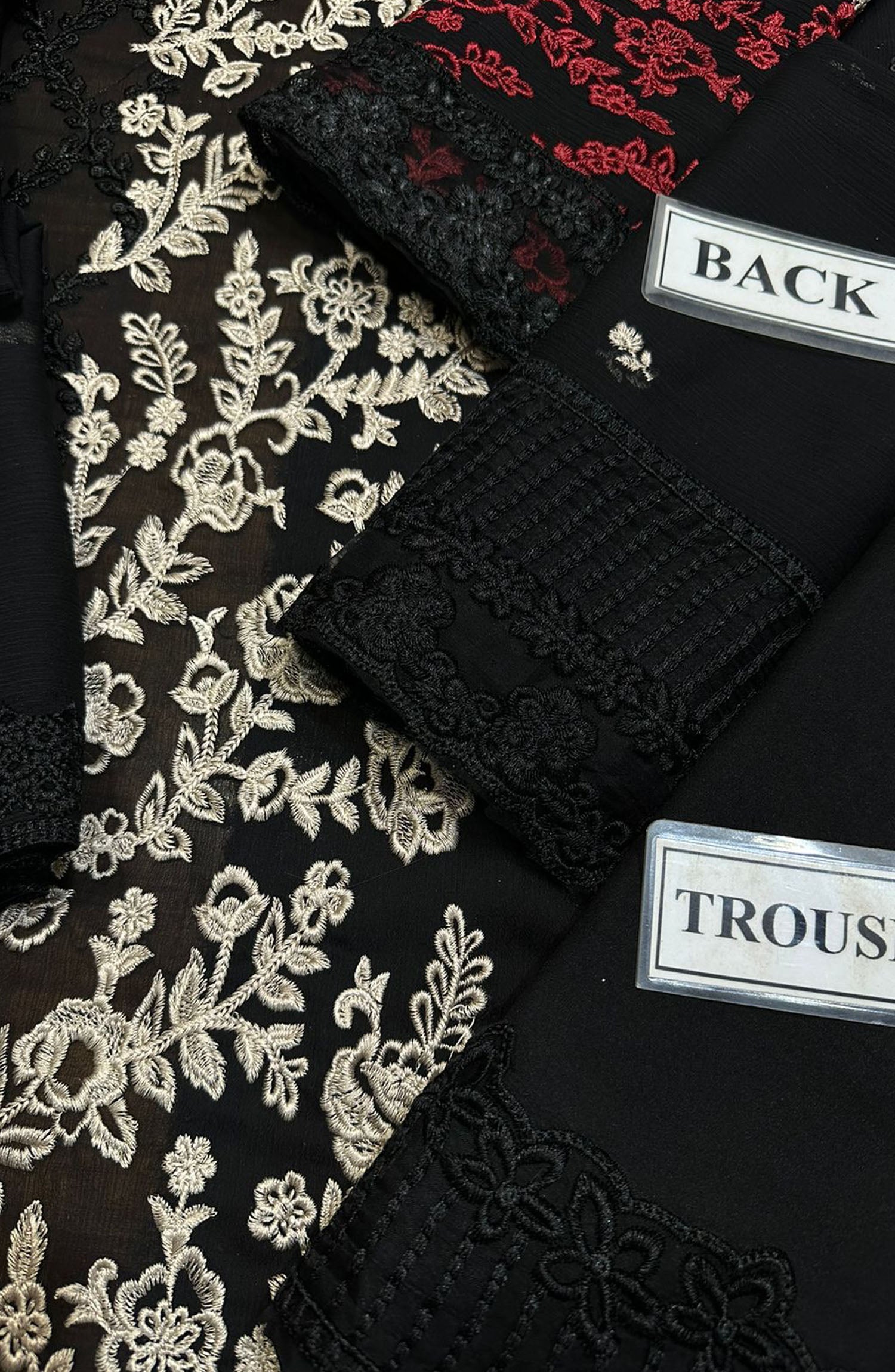 AZURE Full heavy Embroidered chiffon front  Front Embroidered Daman Bunch
Full Embroidered Chiffon Back Back Embroidered Daman Bunch
Full Embroidered Chiffon Sleeves With Embroidered Cuff
Full Embroidered Chiffon Dupatta With 2 Side Embroidered Border 
Plain Malai Trouser With Embroidered Bunch 
