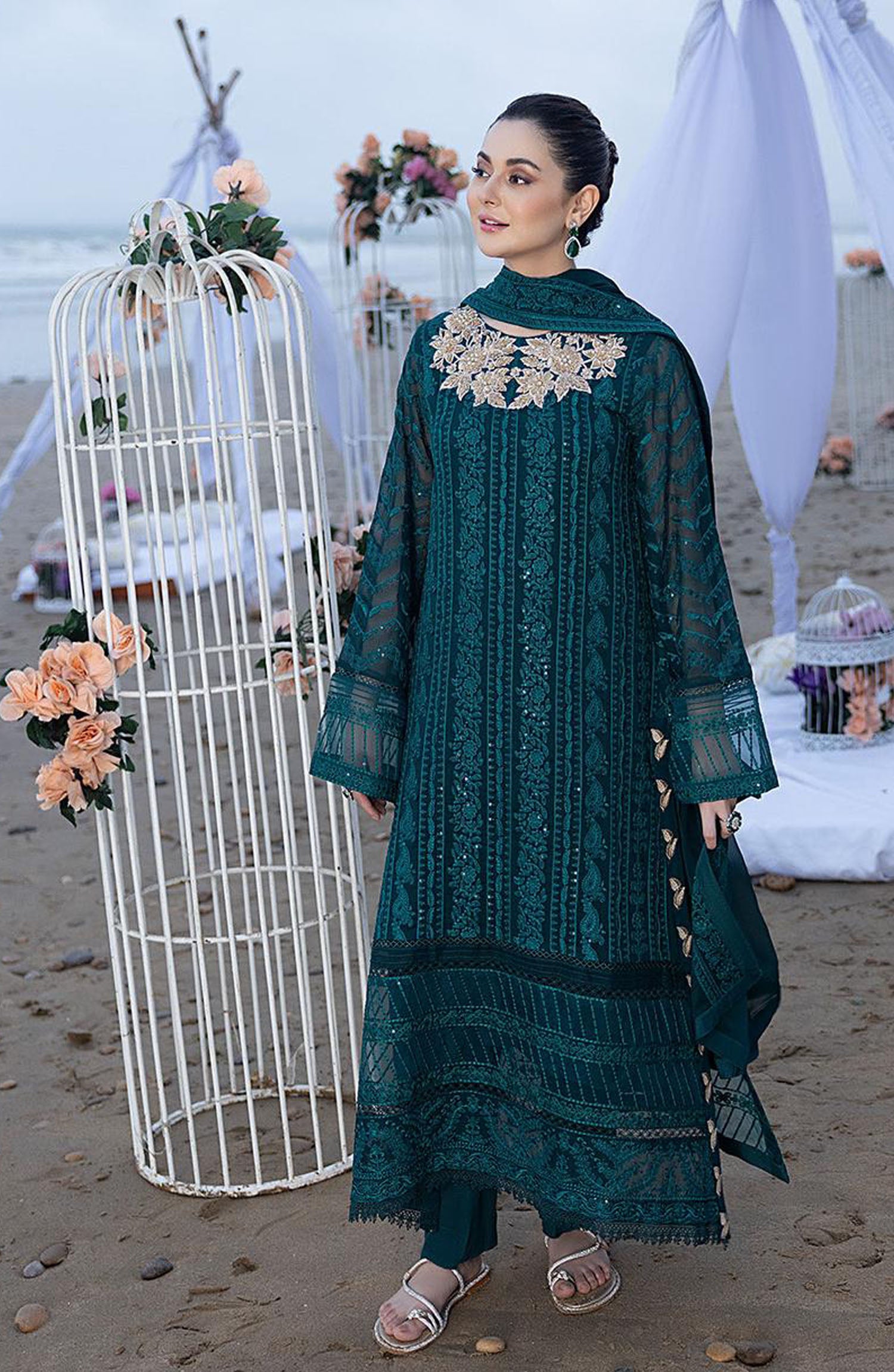 Azure Embroidery Chiffon Dresses Collection
Details
•Full Embroidered Chiffon
•Plain Chiffon Back
Back embroidery Daman
•Embroidered Neck Patch&amp;
Hand work
•Chiffon Embroidered Sleeves &amp; sleeves embroidered border
•Embroidered Front daman
•Chiffon Embroidered Dupatta
•Malai Trouser with Chiffon Dress

