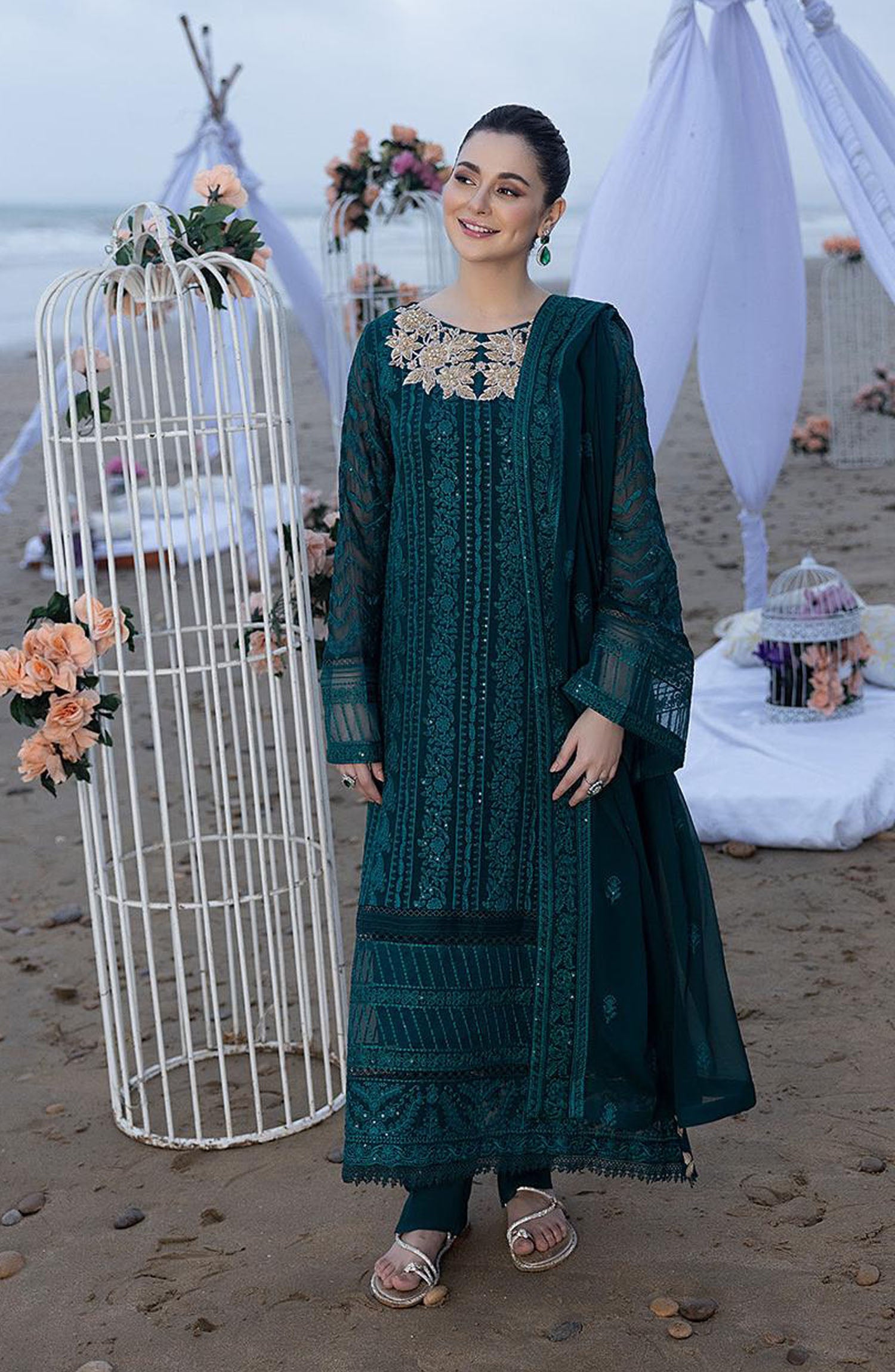 Azure Embroidery Chiffon Dresses Collection
Details
•Full Embroidered Chiffon
•Plain Chiffon Back
Back embroidery Daman
•Embroidered Neck Patch&amp;
Hand work
•Chiffon Embroidered Sleeves &amp; sleeves embroidered border
•Embroidered Front daman
•Chiffon Embroidered Dupatta
•Malai Trouser with Chiffon Dress
