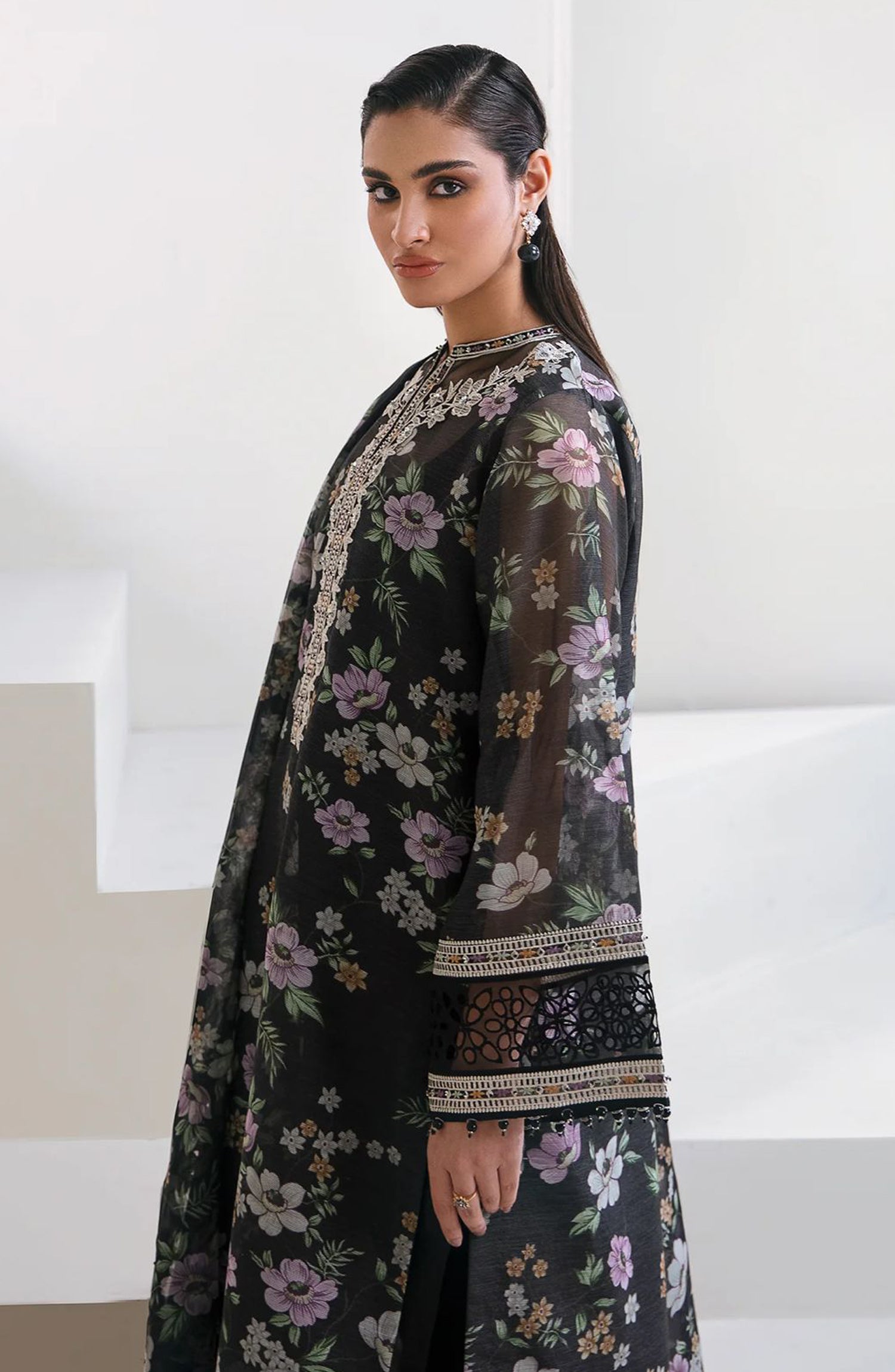 FABRIC COTTON NET Shirt With ORGANZA Dupatta & MALAI Trouser
DETAILS  Front Back & Sleeves Printed 
Front Back Daman Embroidered Bunch
Sleeves Heavy Embroidered Cuff Bunch
Printed Dupatta With 2 Side Embroidered Border
Plain Trouser