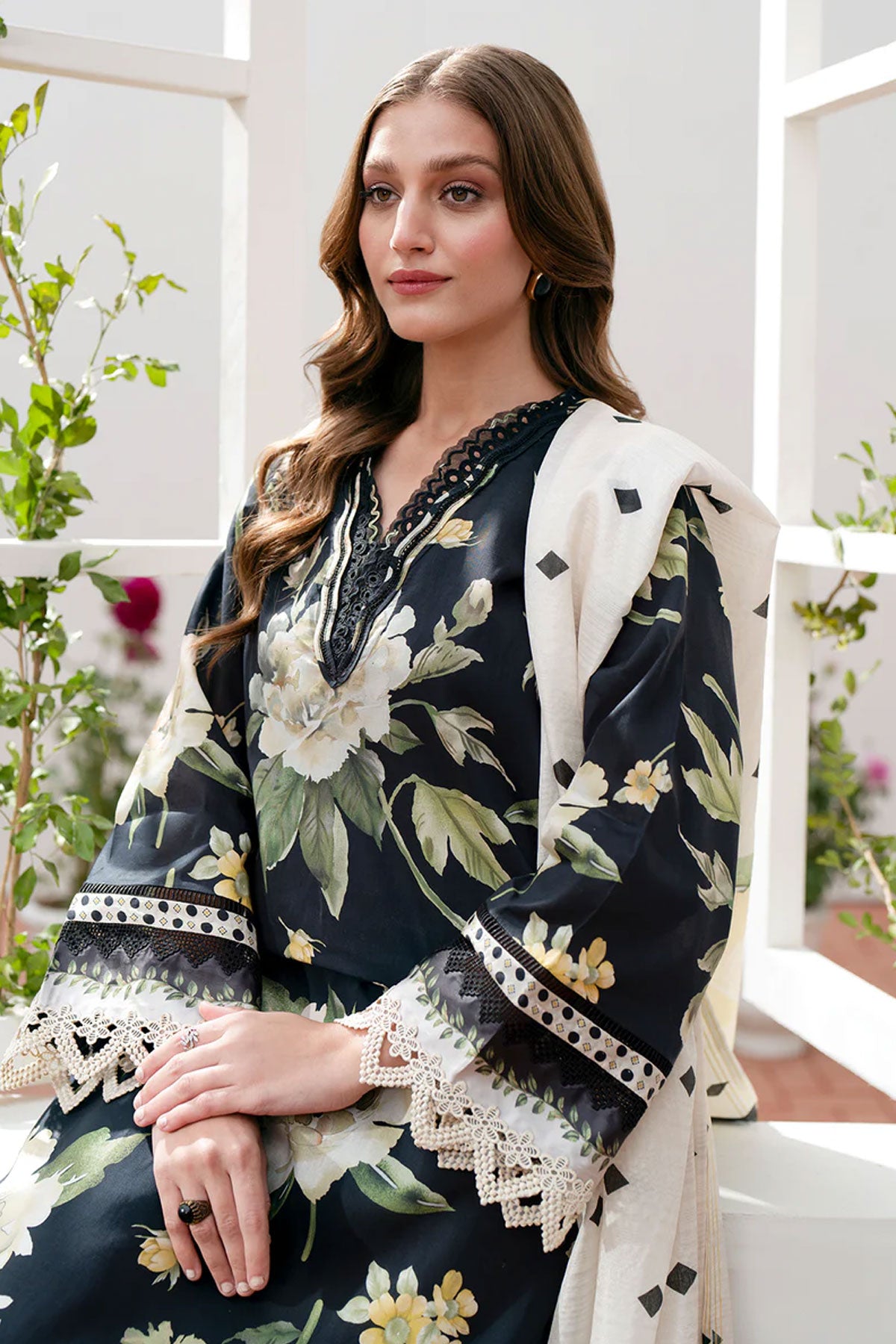 Fully Fantastic Printed  swiss Lawn Front
Heavy Embroidered Body Bunches
Heavy Embroidered  Front Border  your choice border and sleeves
Fantastic printed Lawn Back 
Fantastic Printed Lawn Sleeves
Fantastic  Digital Printed Soft Silk Dupatta 
Fantastic Printed Trouser  