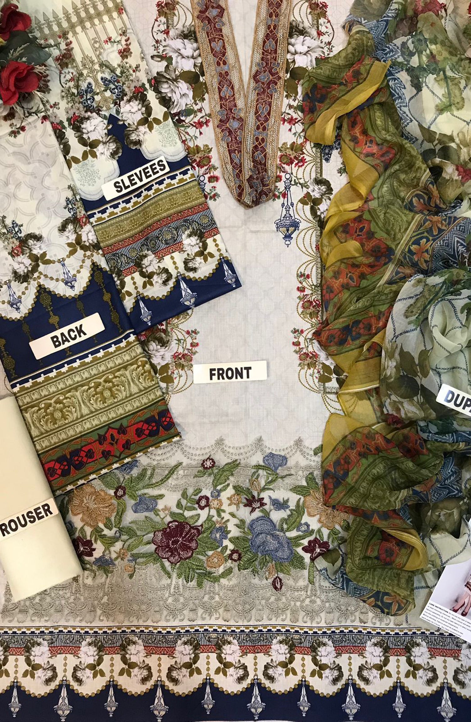 BAROQUE UNSTITCHED 3 PIECE SUIT
Description:
Fabric
Lawn & chiffon
Color
Cream
Details
Digital printed pure lawn 90/70 front
Digital printed pure 90/70 lawn back & sleeves
Embroidered neckline
Embroidered heavy front daman bunch