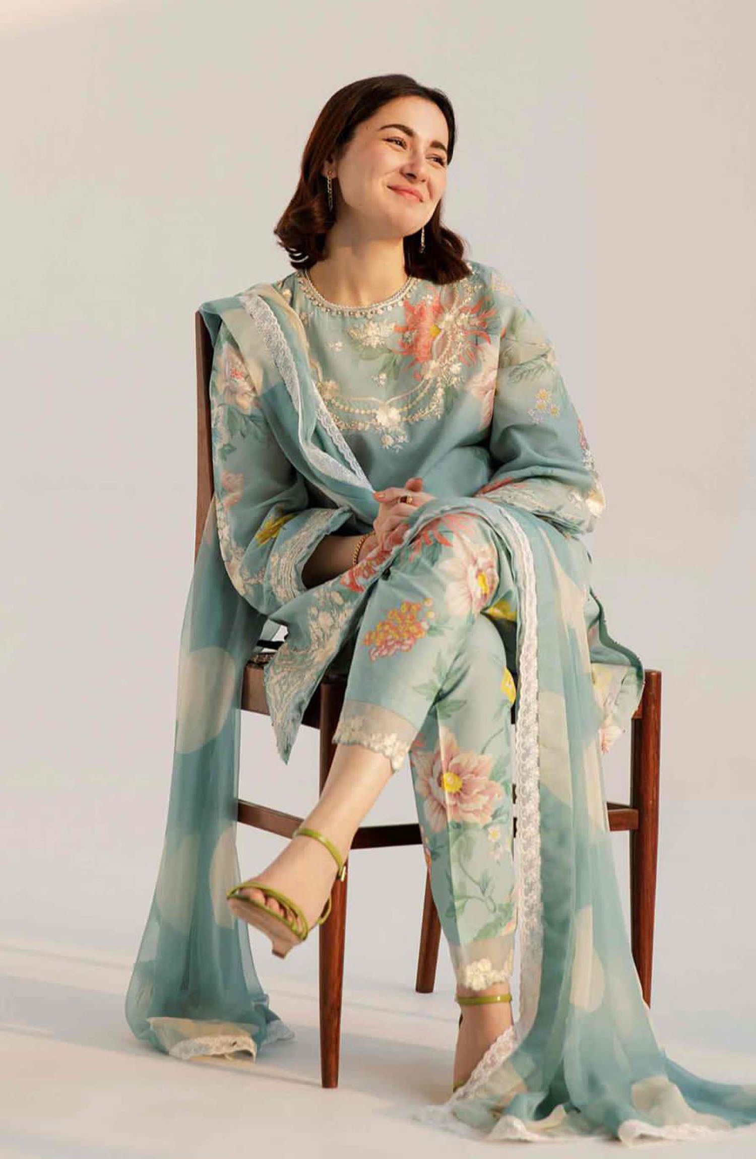 printed lawn front with fully heavy embroidered spangle work neckline with heavy embroidered spangle work daman boarder
printed lawn back
printed lawn sleeves with heavy embroidered spangle work sleeves boarder
chiffon printed dupatta
printed cambric trouser