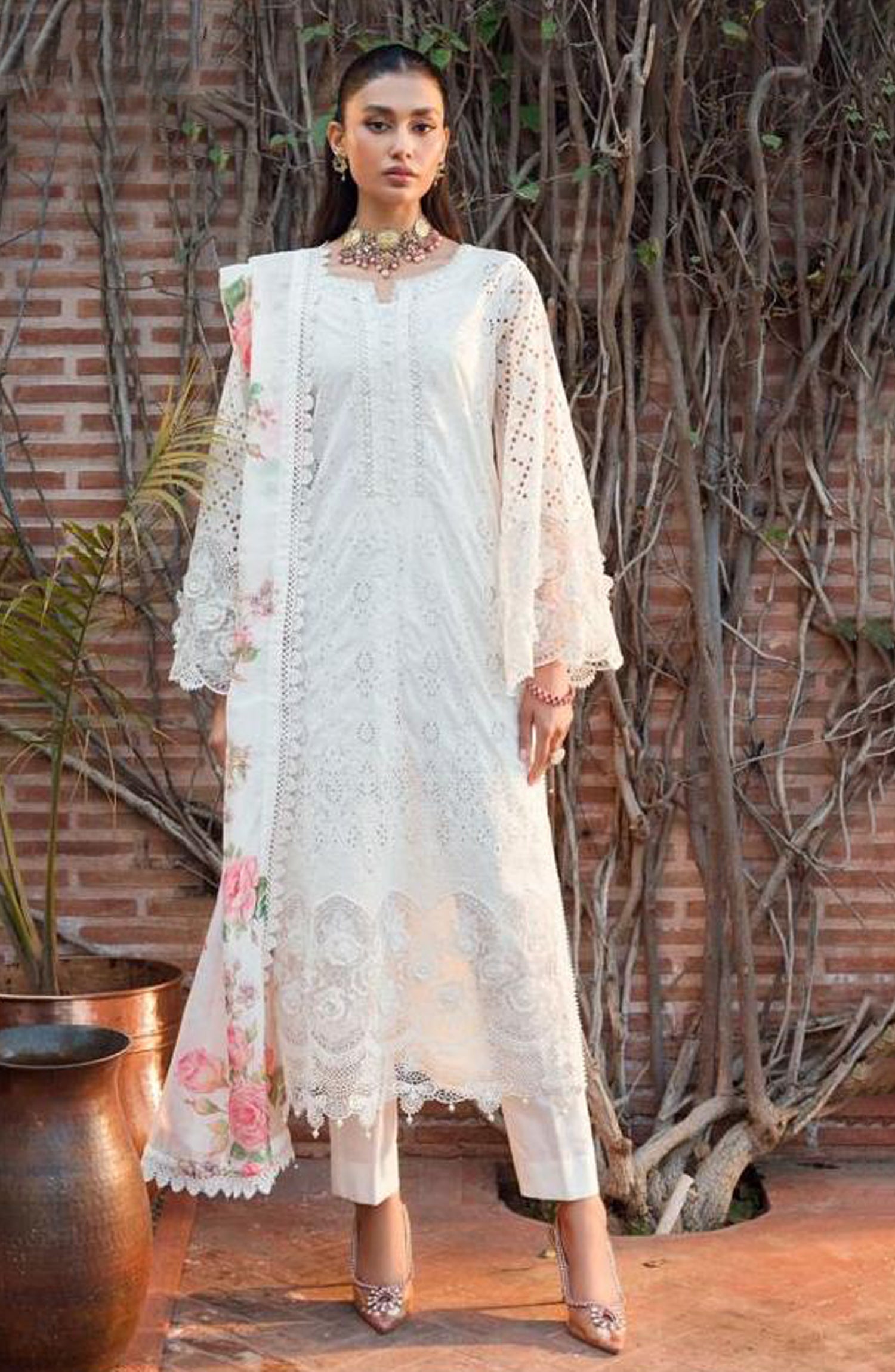 MOTIFZ UNSTITCHED 3 PIECE SUIT
Description:
Fabric : Silk & cotton
Color : Off white
Details
Heavy embroidery front neck with thread work
Heavy embroidery front with thread work
Heavy embroidery front daman with 3d flower
Plain back with heavy embroidery daman
Heavy embroidery chikan kari sleeves with 3d flowers
Silk digital print dupatta attach 4 side heavy embroidered borders
Dyed plain trouser 
Note: Product color may vary due to photographic lighting or your device settings

