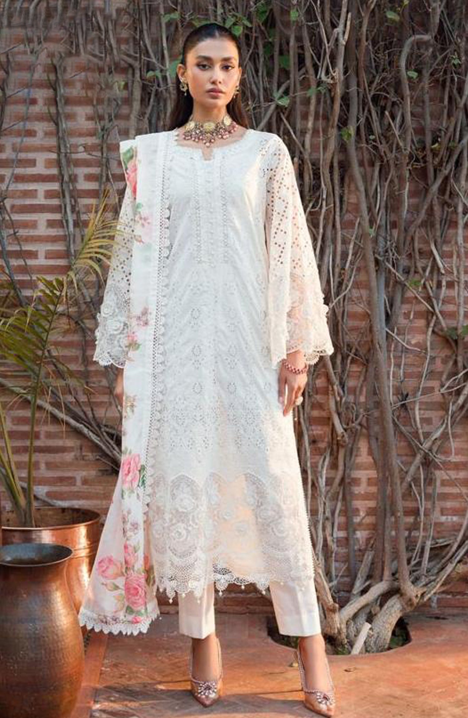 MOTIFZ UNSTITCHED 3 PIECE SUIT
Description:
Fabric : Silk & cotton
Color : Off white
Details
Heavy embroidery front neck with thread work
Heavy embroidery front with thread work
Heavy embroidery front daman with 3d flower
Plain back with heavy embroidery daman
Heavy embroidery chikan kari sleeves with 3d flowers
Silk digital print dupatta attach 4 side heavy embroidered borders
Dyed plain trouser 
Note: Product color may vary due to photographic lighting or your device settings

