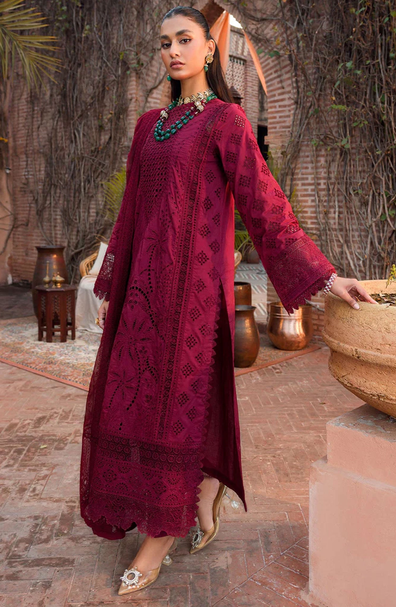 Motifz Luxury Maroon Chikankari Embroidery Collection
Color : Maroon Red
Fabric : Pure Cotton
Dupatta : Pure Organza 
Front : Heavy Embroidered with chicken Kari 
Sleeves : Embroidered with Chicken Kari
Front Patti1 : Embroidered with Chicken Kari
Front Patti 2 : Embroidered with Chicken Kari
Front Patti 3 : Embroidered 
Back Patti: Embroidered 
Sleeves Patti: Embroidered with Chicken Kari
Dupatta : Heavy Embroidered with full chicken Kari
